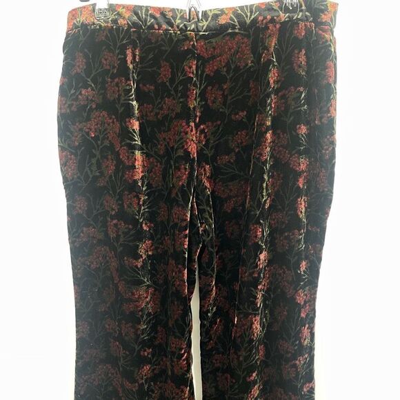Zara Black & Red Floral Velvet Printed The Charlotte Flare Pants Size Large - Picture 8 of 10